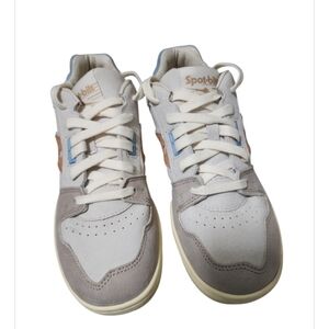 NWOT! Saucony Stop-Bilt Sonic Low Womens Sneakers.